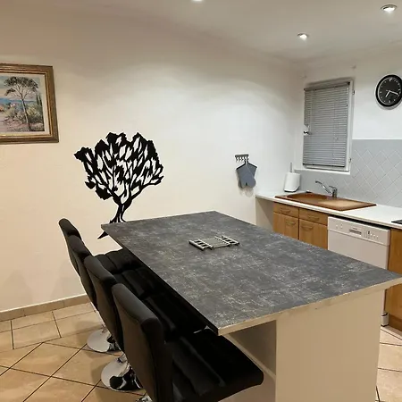 Charmante A Avec Piscine Privee Villa